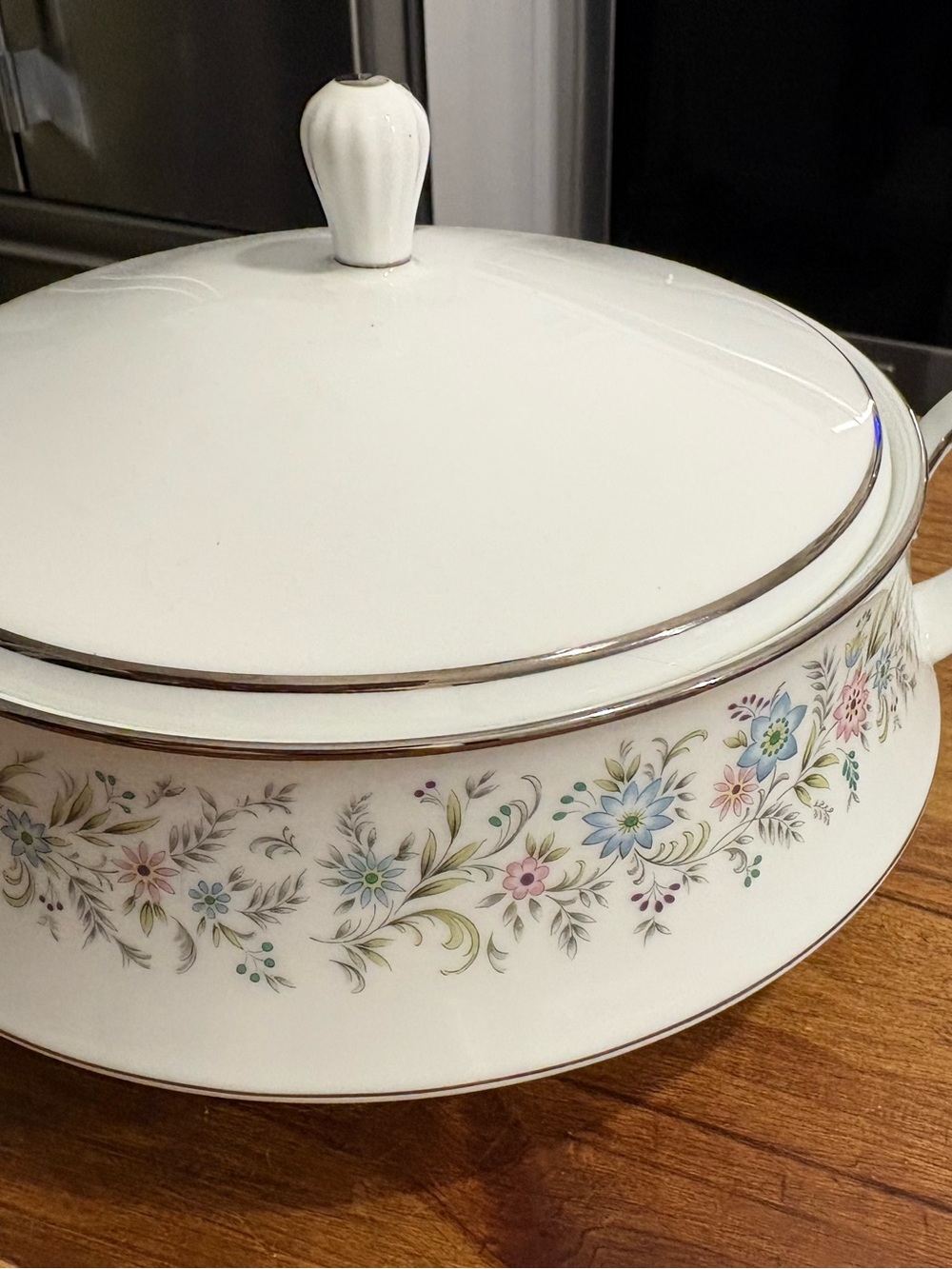 Blythe by Noritake Round Covered Vegetable Dish with Lid